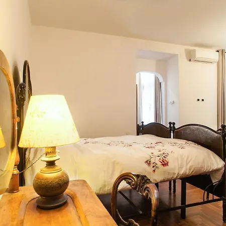 Casa Di Fenizio * Roma
